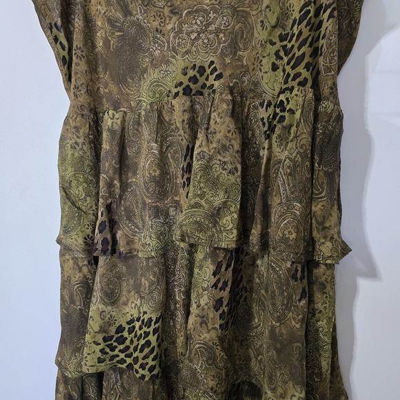 Vintage 90s Elegant Tiered Skirt in Olive Green Leopard Print Paisley Floral - Picture 4 of 8
